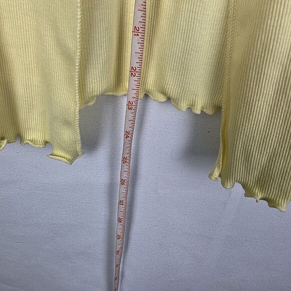 Secret Treasures Butter Yellow Lettuce Hem Lace Trim One Button Cardigan Y2K 2X - Picture 6 of 6